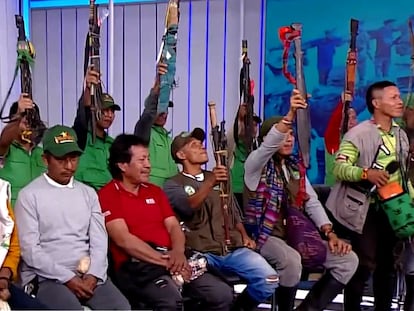 La guardia indígena de Colombia en una entrevista en la televisión pública colombiana RTVC