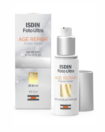 Igual que no se cansan de insistir los dermatólogos, Rocío Escalante, titular de Arbosana Farmacia y cofundadora de Laghum Cosmetics, también sabe que el protector solar es la mejor crema antiedad. Y tiene clara cuál funciona. "Foto Ultra Age Repair de Isdin es un protector solar con spf50, que protege eficazmente de los rayos del sol, y que ofrece otros beneficios antiedad, gracias a una formulación muy completa. Repara el daño solar acumulado en el ADN, mejora la luminosidad de la piel gracias a la coenzima Q10 antioxidante, lleva un booster que ayuda a producir componentes de la matriz de la piel y tiene ácido hialurónico, que actúa como hidratante".