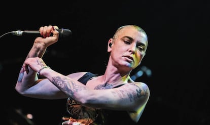 Sinead O'Connor, en un concierto en 2014 en Londres.