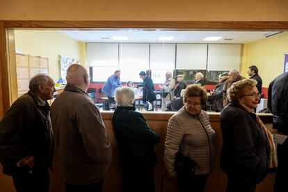 Polling station in Montecarmelo, Madrid.