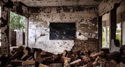 Destruição na escola Primary Government School Kadi.