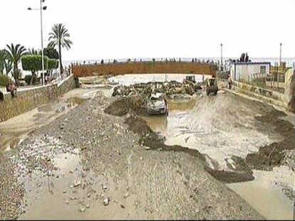 Águilas, inundada por el lodo