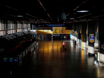 Imagem do aeroporto de Guarulhos vazio nesta terça-feira.