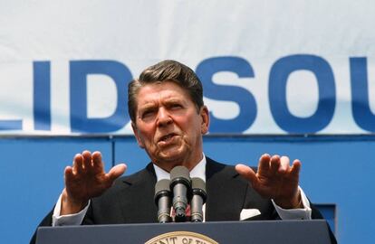 Ronald Reagan (1911 - 2004) en un mitín de 1984.