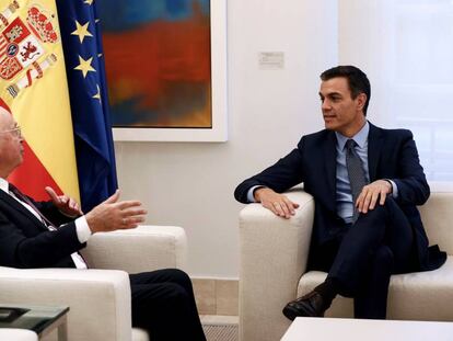Pedro Sánchez, aquest dimarts a la Moncloa amb el fundador del Fòrum de Davos, Klaus Schwab.