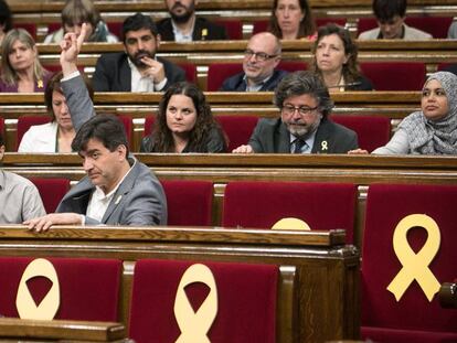 Votació en una sessió plenària del Parlament.