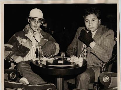 Hunter S. Thompson and Oscar Zeta Acosta in Las Vegas in 1971, in an image rescued by the documentary 'The Rise and Fall of the Brown Buffalo'.