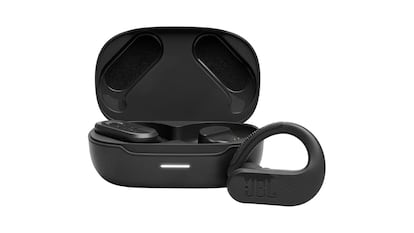 BF 2025 headphones on white background