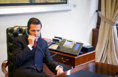 Peña Nieto habla por teléfono con Donald Trump tras la elecciones de EE UU.