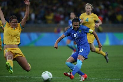 La brasileña Marta, en el partido contra Australia.