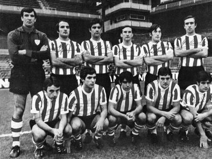 Athletic (1971-72): Iribar, Sáez, Etxeberria, Aranguren, Igartua, Larrauri; Ortuondo, Villar, Arieta II, Uriarte y Rojo.