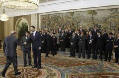 El Príncipe de Asturias ha recibido hoy en audiencia en el Palacio de la Zarzuela a una representación del comité organizador del V Foro para la Sostenibilidad Medioambiental del Turismo "Futuralia 2012".