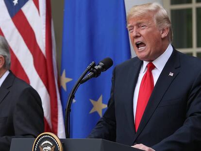 El expresidente de la CE,  Jean-Claude Juncker, y el presidente de EE UU, Donald Trump, en 2108.  