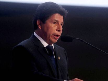 Detenido el presidente de Perú tras disolver el Congreso y declarar "un Gobierno de excepción"