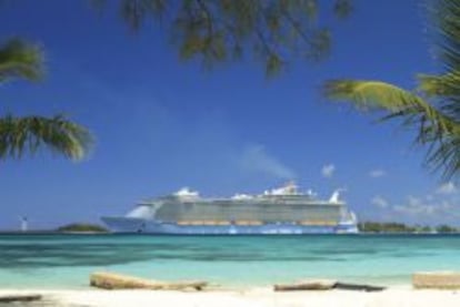 El crucero a su paso por Bahamas.