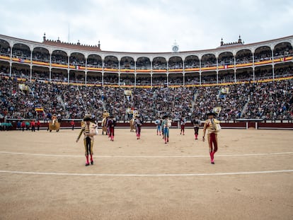 Paseíllo de la corrida celebrada el pasado día 12 en la plaza de Las Ventas.