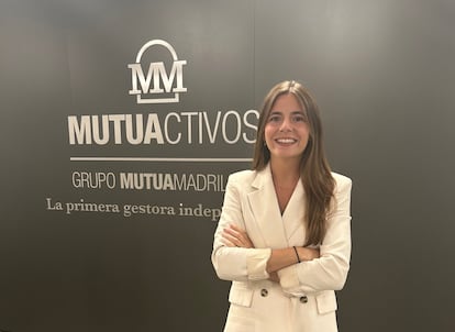 Mutuactivos ha reforzado su equipo de clientes institucionales con la incorporación de Carmen Garrido como directora de cuentas, puesto en el que se responsabilizará de impulsar el crecimiento de la cartera de inversores profesionales. Con una experiencia profesional de diez años en el sector, Garrido ha desarrollado su carrera en entidades como Deutsche AM, HSBC o DWS, en la que ha trabajado los últimos siete años. Es licenciada en Administración y Dirección de Empresas.