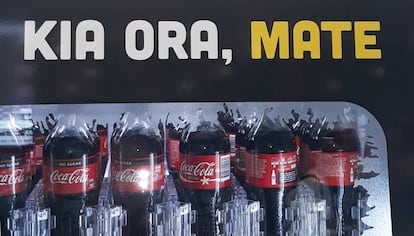 Máquina expendedora de Coca-Cola en Nueva Zelanda, en una fotografía publicada en Twitter.