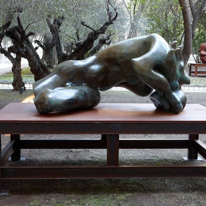 Mujer de bronce nº 6, 2002