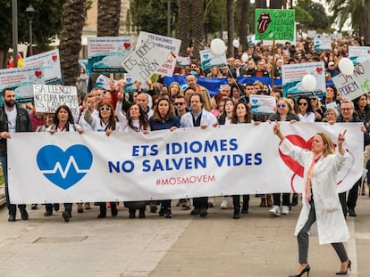 Manifestació contra el decret de l'ús del català en la sanitat balear, al febrer de 2018.