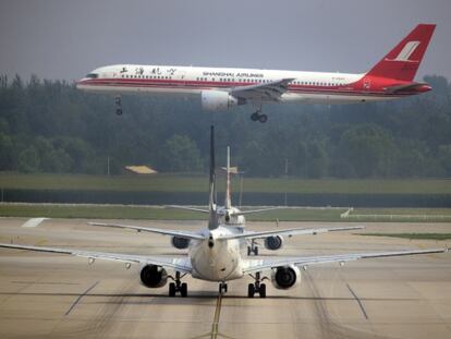 Aviones en un aeropuerto de Pekín.