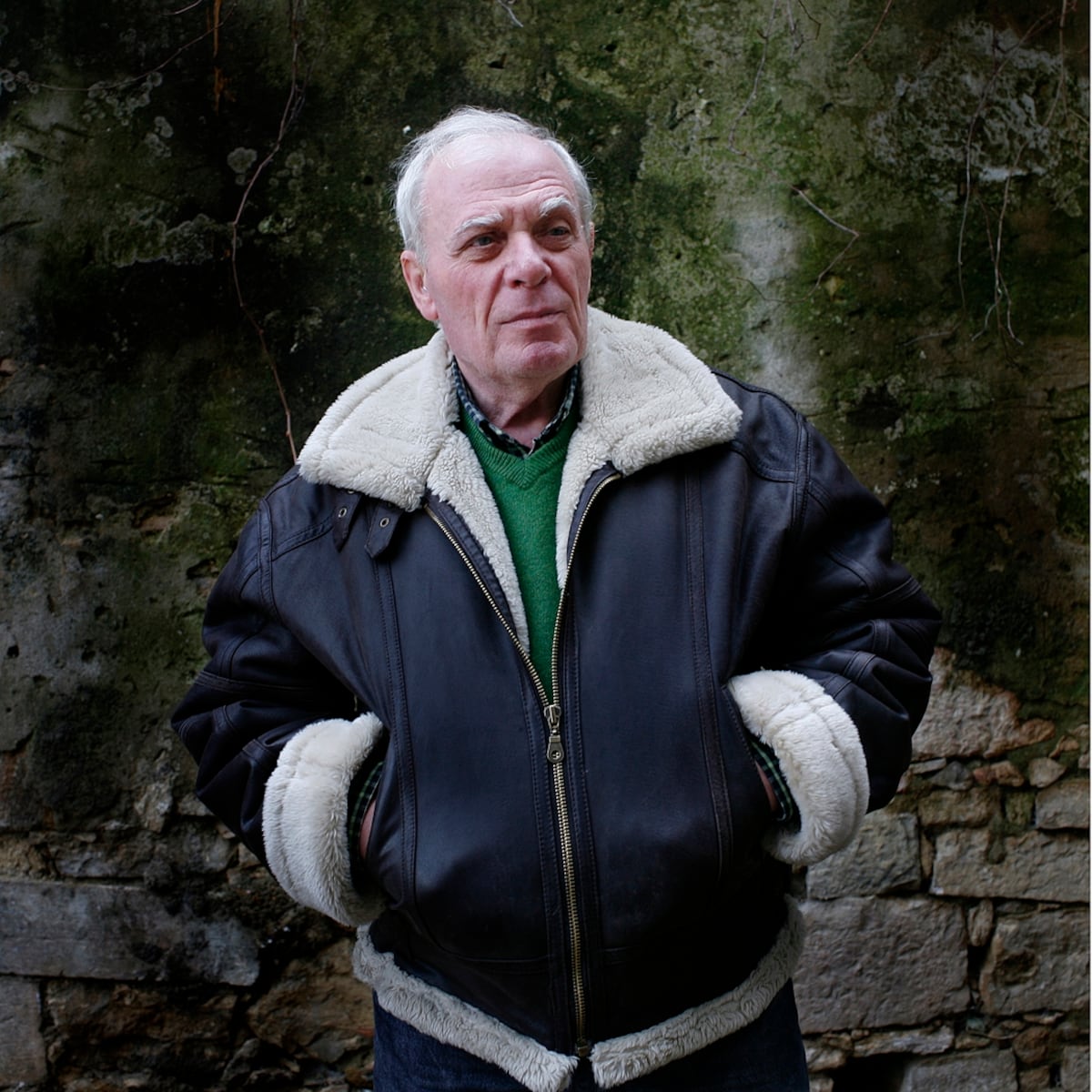 ナディは、António Lobo Antunes | として書いています。文化