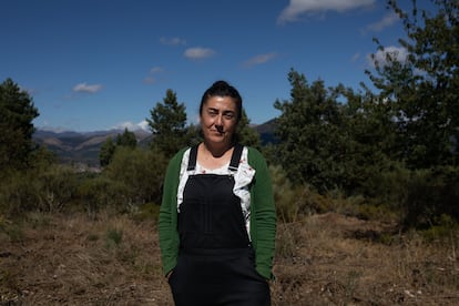 Begoña Miguel, en las inmediaciones de la torre de vigilancia de San Jorge