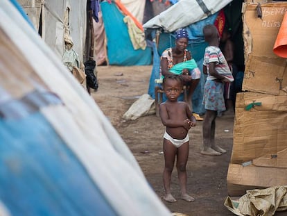 Un niño en Parc Cadeau I, uno de los campos de desplazados de haitianos en República Dominicana.