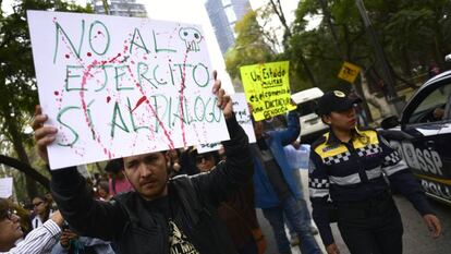 Protesta contra la Ley de Seguridad Interior en Ciudad de M&eacute;xico. 