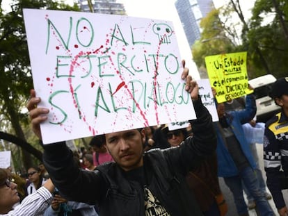 Protesta contra la Ley de Seguridad Interior en Ciudad de M&eacute;xico. 