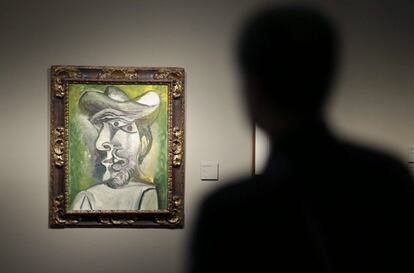 Exposición 'Colección Abelló. Mecenazgo al Servicio del arte' en el Centro Cibeles de Madrid. En la imagen, la obra 'Busto' de Pablo Picasso.