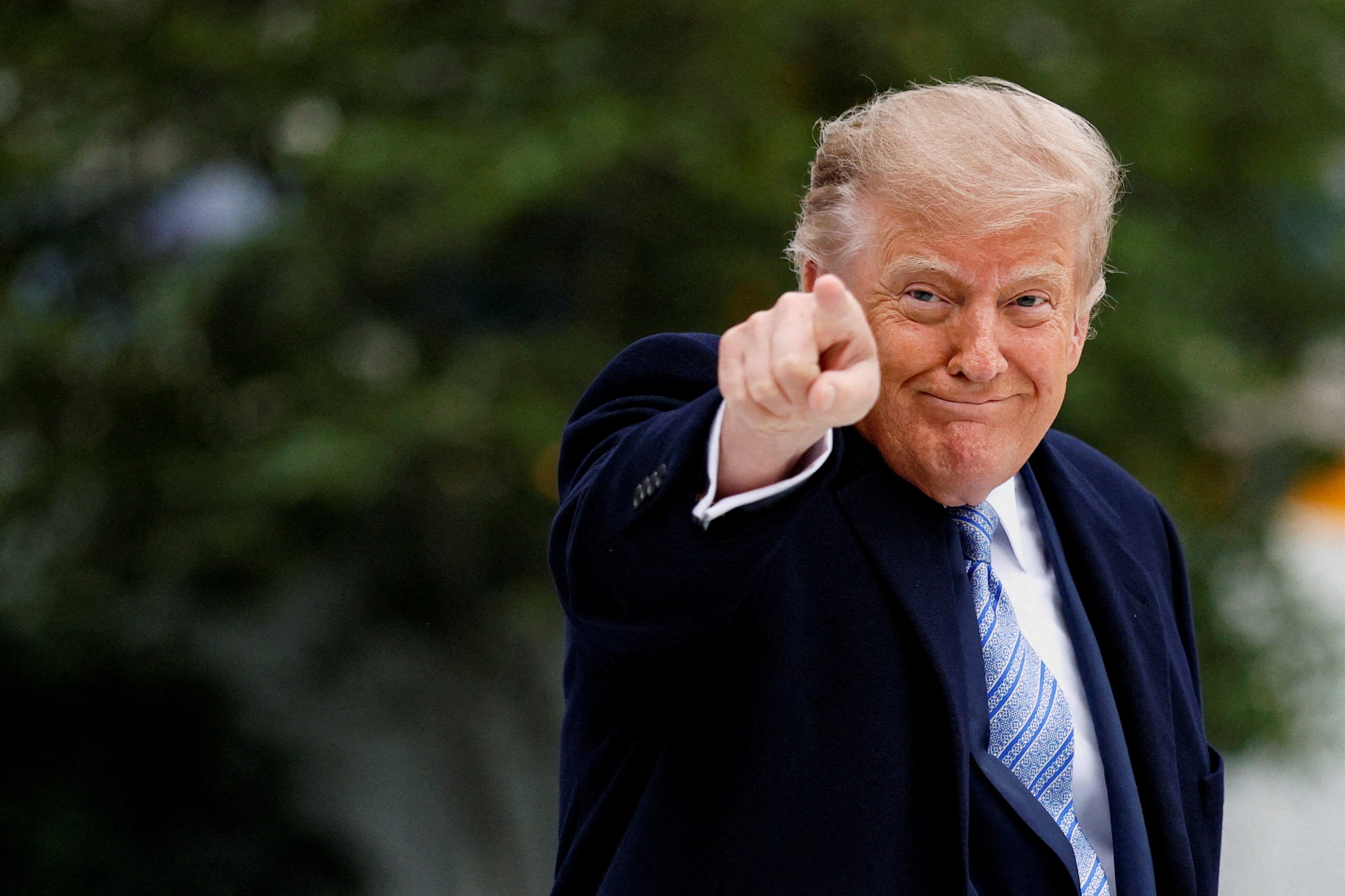 Las obsesiones de Trump hunden a los republicanos en las encuestas de noviembre