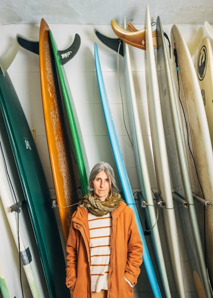 Miriam Imaz, una de las mujeres que abrió el camino del surf en los noventa.