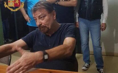 Cesare Battisti, na sede da polícia boliviana em Santa Cruz de La Sierra.