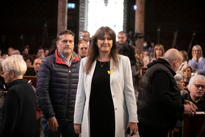 Laura Borràs estuvo este lunes en el acto de reconocimiento de los cantautores Joan Manuel Serrat y Maria del Mar Bonet como doctores honoris causa por la Universidad de Barcelona.