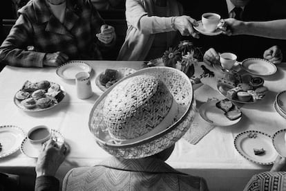 T del Aniversario, capilla metodista de Boulderclough. Imagen del libro 'Los inconformistas', de Martin Parr.