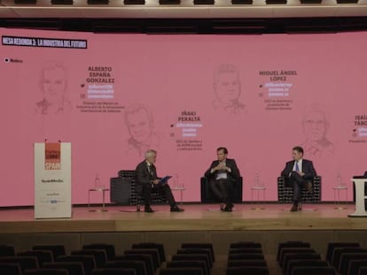 Mesa redonda 'La industria del Futuro' durante el foro 'Forbes Summit Reinventing Spain', este miércoles. 