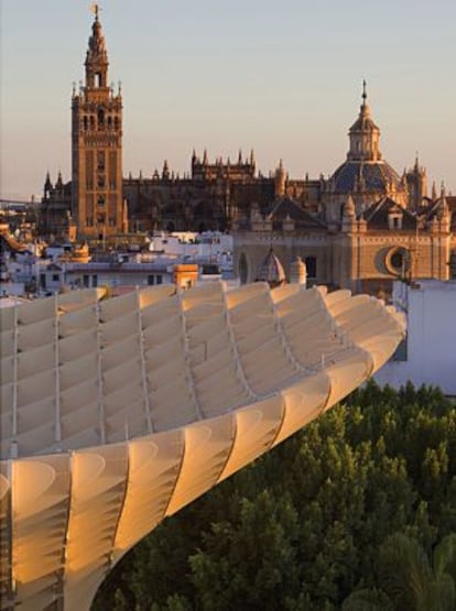 La catedral de Sevilla desde Metropol Parasol.