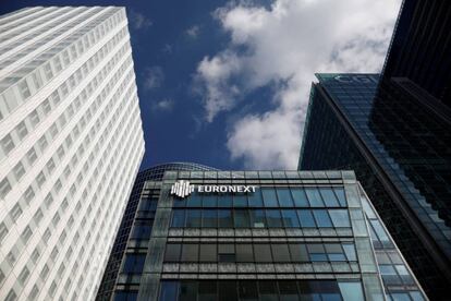 The Euronext stock exchange is pictured at the La Defense business district in Paris, France, September 30, 2022. REUTERS/Benoit Tessier