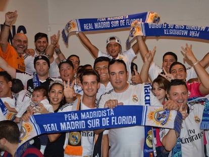 27/10/14 PARTIDO PRIMERA DIVISION 
 REAL MADRID -  BARCELONA
 SEGUIDORES EN MIAMI PE&Ntilde;A MADRIDISTA  PE&Ntilde;A MADRIDISTA SUR DE FLORIDA