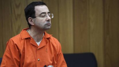 El exentrandor Larry Nassar, durante el juicio.