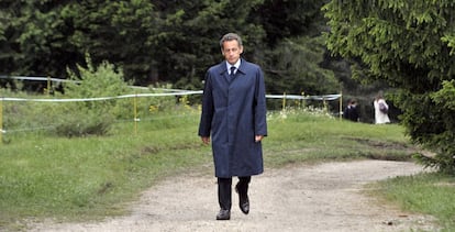 Nicolás Sarkozy en los Alpes franceses, en mayo de 2011.