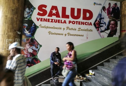 El Boletín epidemiológico que el Ministerio para la Salud de Venezuela ha publicado recientemente con las estadísticas de 2016, después de tres años en silencio, ha convulsionado uno de los pilares que sostenía el orgullo de la llamada revolución bolivariana: la calidad y la amplitud de la asistencia social y sanitaria.