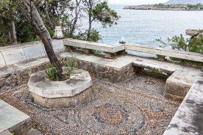 L'exedra al pati de la casa dels Leigh Fermor en Kardamili.