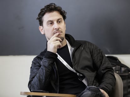 O jornalista Leandro Demori, do portal 'The Intercept Brasil', durante uma palestra da Abraji em 2018.