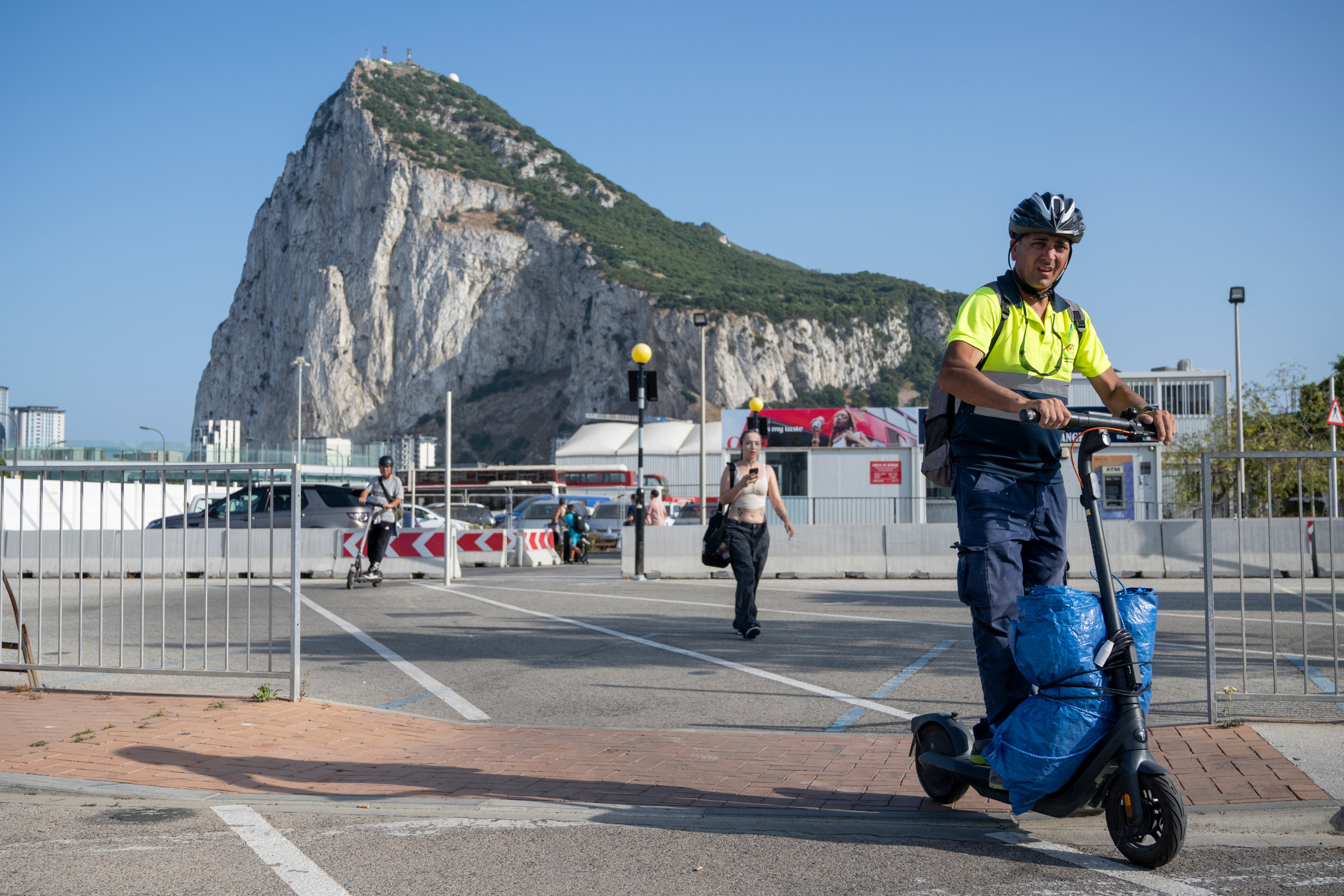 La base militar británica, uno de los últimos escollos de la negociación sobre Gibraltar