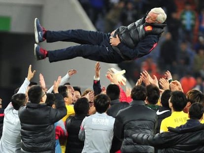 Lippi, el pasado domingo tras conseguir el t&iacute;tulo chino.