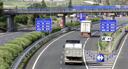 La autopista de peaje AP-4, entre Sevilla y C&aacute;diz.