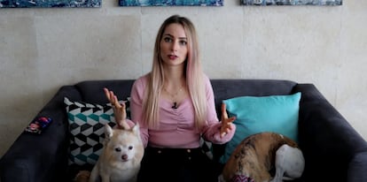 Captura del video "Historia de discriminación hacia las mujeres" en el canal de la yotuber.