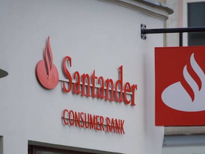 Imagen de una sucursal de Santander.